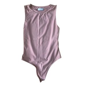 BABATON Aritzia Contour Muscle Bodysuit Size Medium